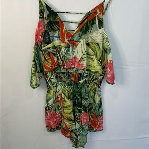 Super cute tropical romper- Xs